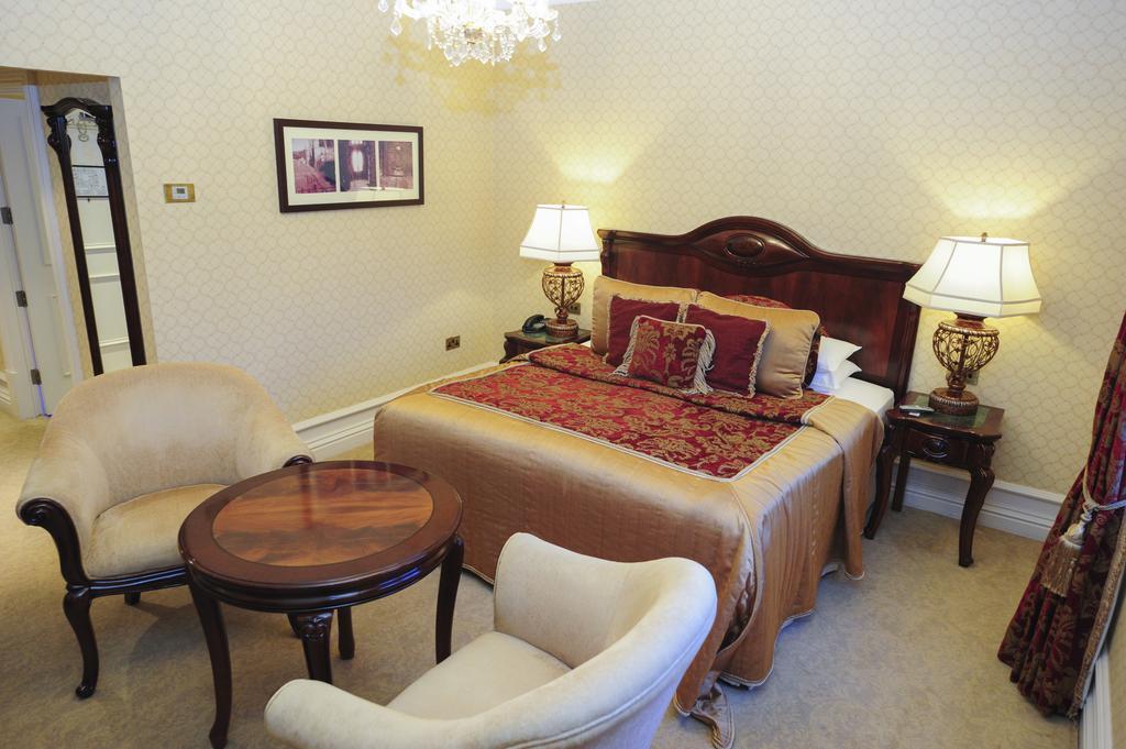 Kilronan Castle Hotel & Spa Ballyfarnon Room photo