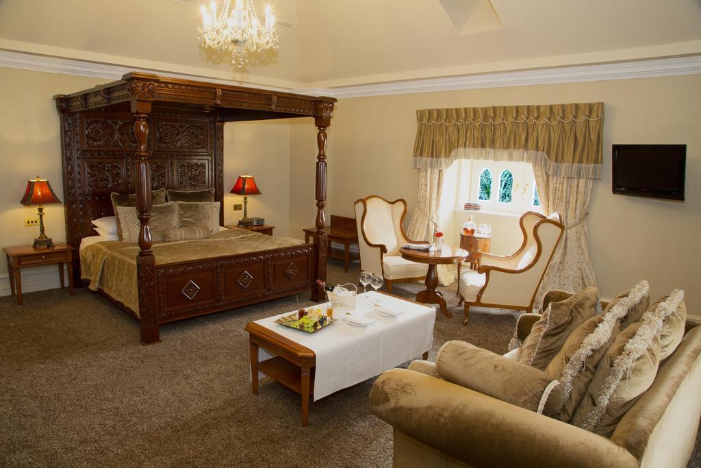 Kilronan Castle Hotel & Spa Ballyfarnon Room photo